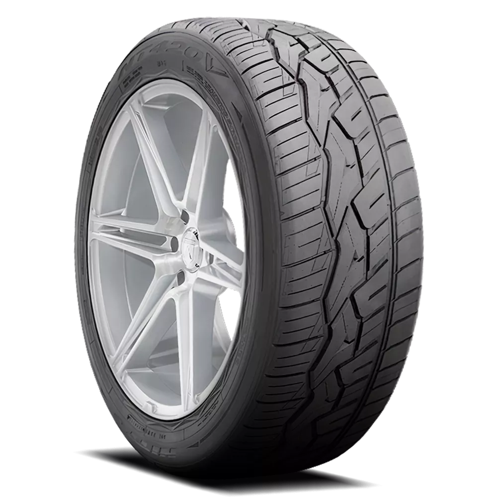 Nitto 265/50R20 XL NT420V Tires