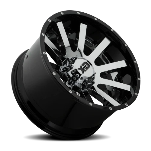 XD Series Heist 22x10 -18 8x180mm Chrome Gloss Black-Milled Lip
