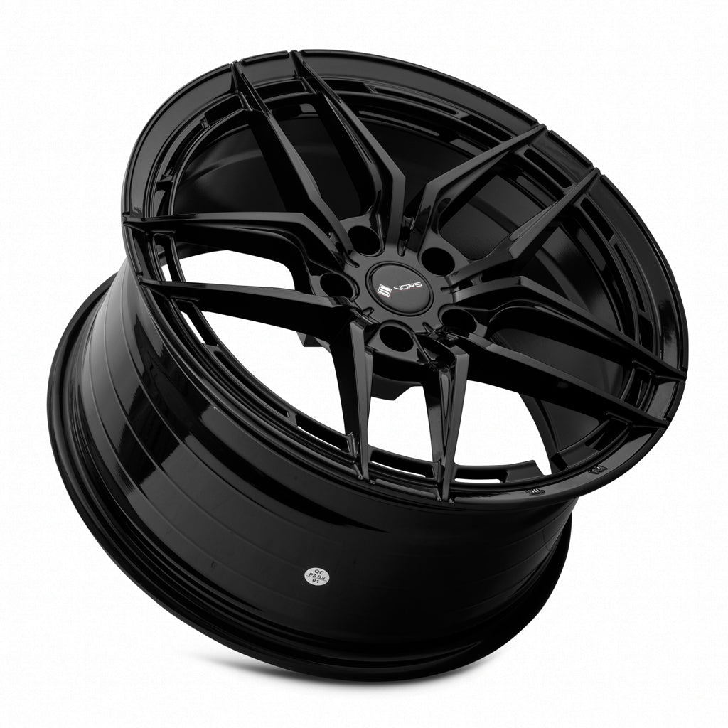 Vors LT53 18x9 35 5x112mm 73.1mm Gloss Black