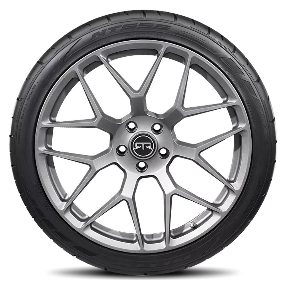 Nitto 245/40ZR18 XL NT555 G2 Tires