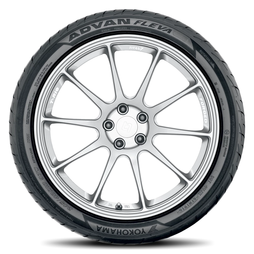 Yokohama Advan Fleva V701 Tires 225/50R16 (110170139)