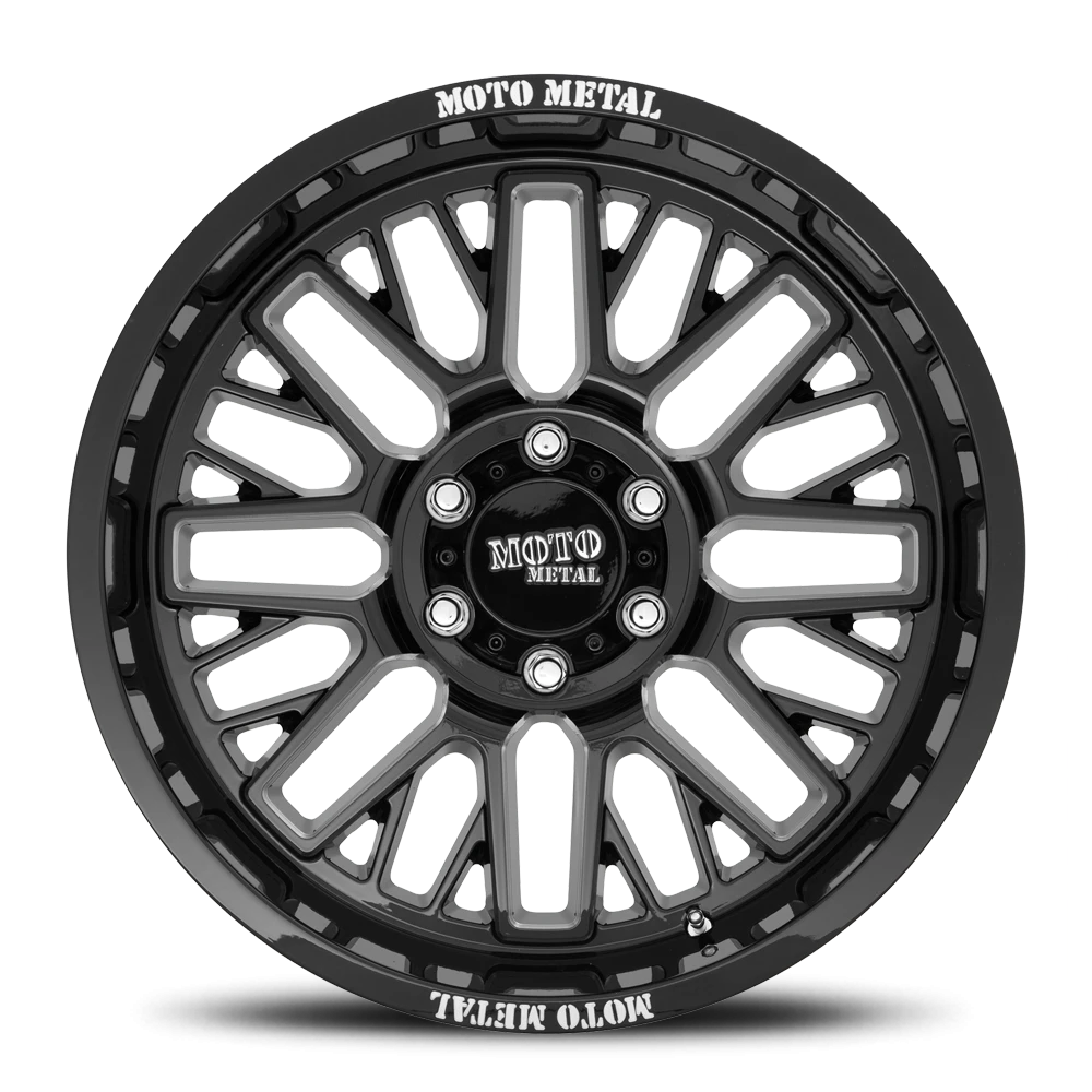 Moto Metal MO802 20x10" 6x135mm 87.1mm CB -18mm Gloss Black Milled