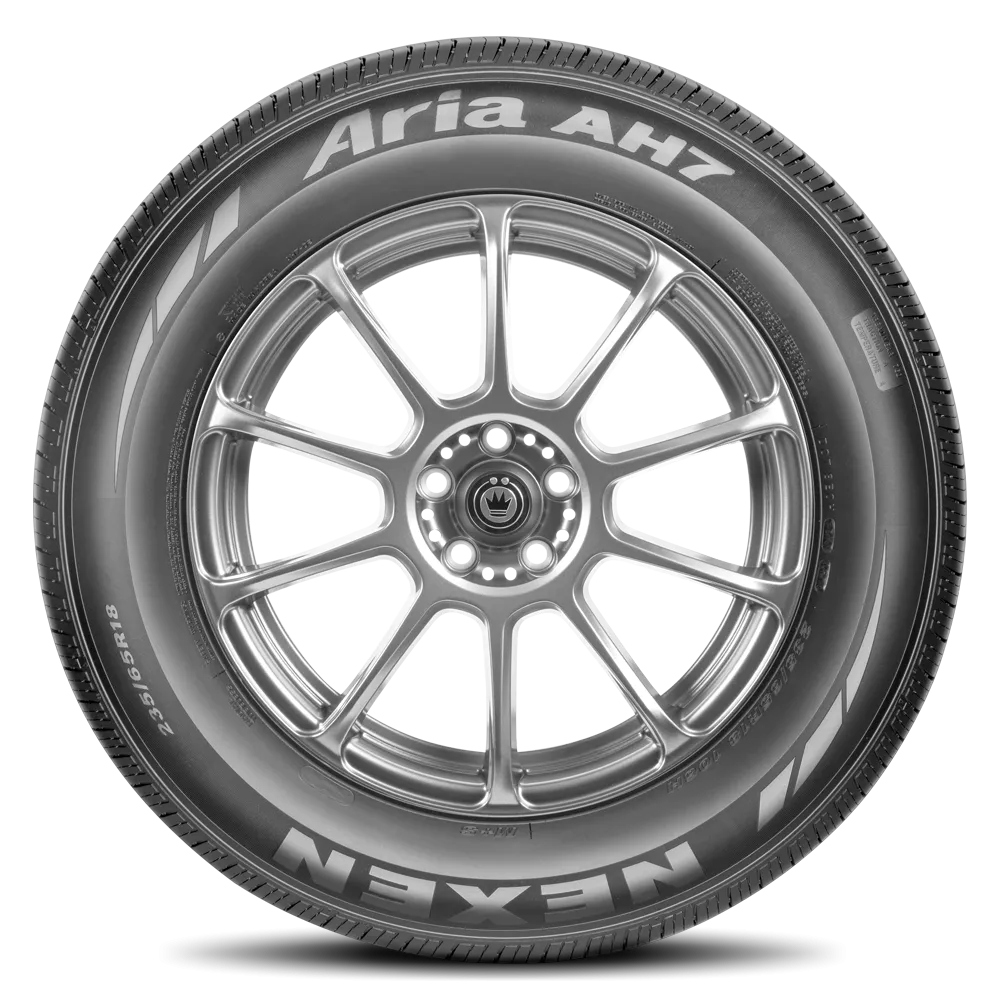 Nexen Aria AH7 Tires 225/55R18 (15197NXK)