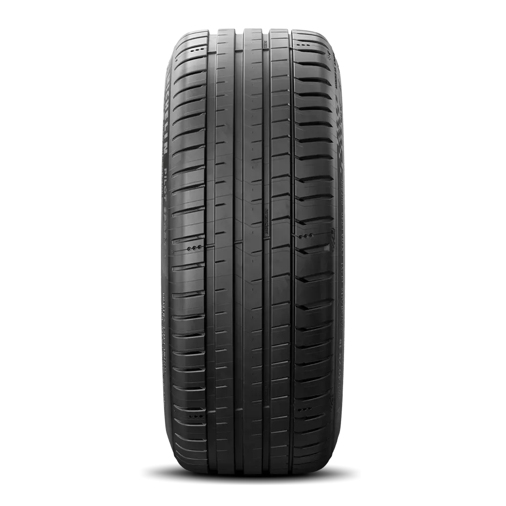 Michelin Pilot Sport 5 Tires 205/40ZR18 XL (06176)