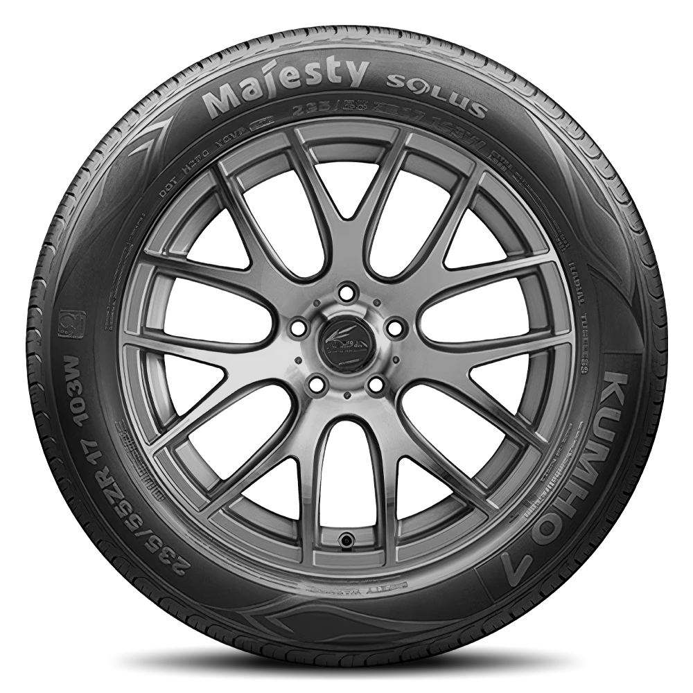 Kumho Majesty Solus KU50 Tires 225/40R18 (2218603)
