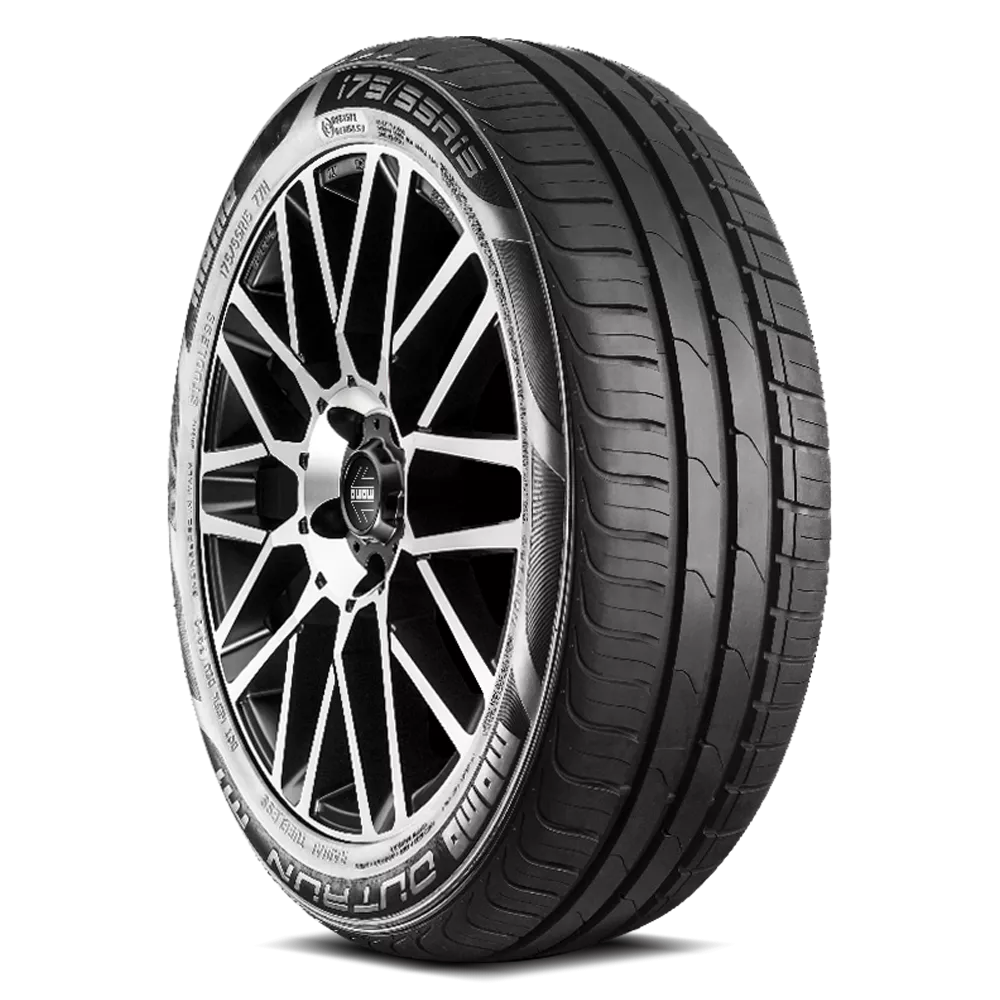 Momo Outrun M1 Tires 165/70R14 XL (23371)