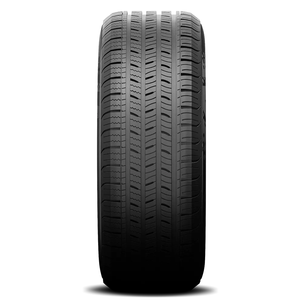 Kumho 215/60R17 Solus TA11 Tires